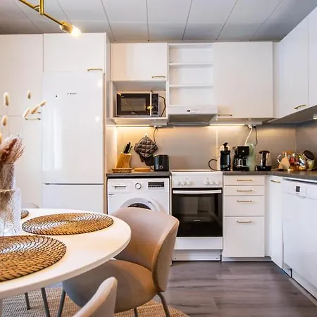 Coastal Wooden Apartment Rauma Appartamento *